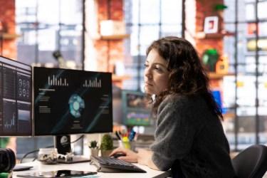 Analyst working with marine data dashboards